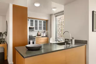 30 West St, New York City, NY 10004 - Photo 4
