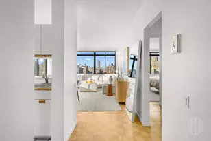45 W 67th St, New York City, NY 10023 - Photo 12