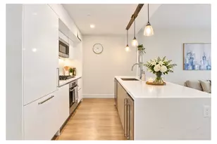 505 W 43rd St, New York, NY 10036 - Photo 2