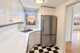 153 E 57th St, New York City, NY 10022 - Photo 14