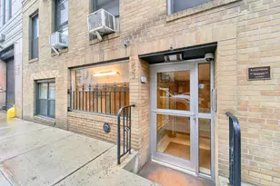 353 W 44th St, New York City, NY 10036 - Photo 10