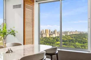 106 Central Park S, New York City, NY 10019 - Photo 18