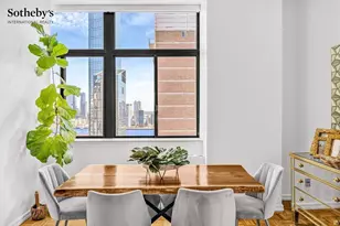 310 E 46th St, New York City, NY 10017 - Photo 2