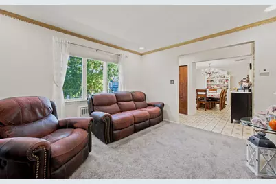 293 85th Avenue, Floral Park, NY 11001 - Photo 6