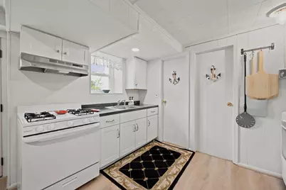 293 85th Avenue, Floral Park, NY 11001 - Photo 16