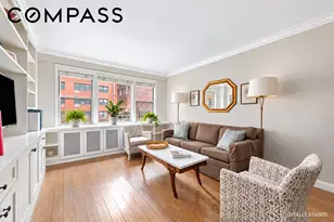 174 E 74th St, New York City, NY 10021 - Photo 2