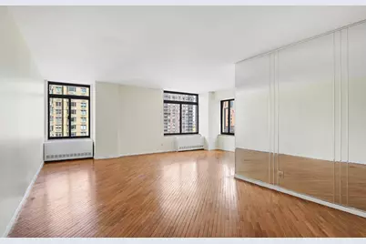 400 E 70th Street #1607, New York, NY 10021 - Photo 2