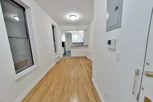 417 3rd Ave, New York City, NY 10016 - Photo 2