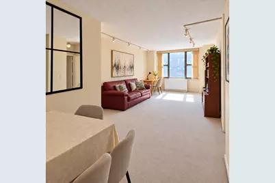 301 E 79th Street #6M, New York City, NY 10075 - Photo 2