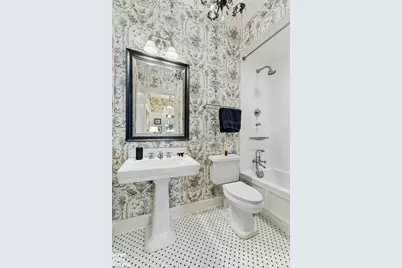 32 W 74th Street #1, New York City, NY 10023 - Photo 16