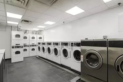 250 E 40th Street #22E, New York, NY 10016 - Photo 10