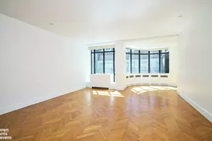 17 W 54th St, New York, NY 10019 - Photo 2