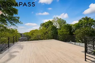 1233 Todt Hill Rd, New York, NY 10304 - Photo 24