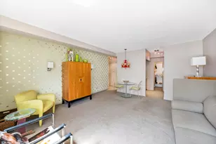 165 E 72nd St, New York City, NY 10021 - Photo 4