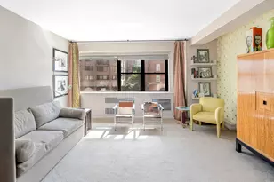 165 E 72nd St, New York City, NY 10021 - Photo 2