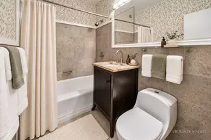 165 E 72nd St, New York City, NY 10021 - Photo 10