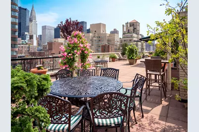 20 E 35th Street #4L, New York City, NY 10016 - Photo 10