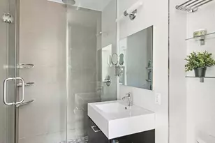 524 Manhattan Ave, New York City, NY 11222 - Photo 10