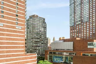 130 W 67th St, New York City, NY 10023 - Photo 10