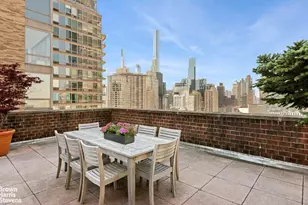 130 W 67th St, New York City, NY 10023 - Photo 16