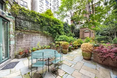 52 E 81st Street, New York, NY 10028 - Photo 4