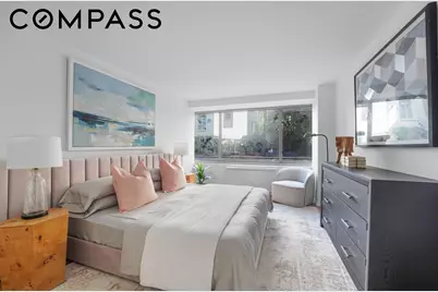 315 W 70th Street #2D, New York City, NY 10023 - Photo 6