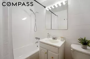 315 W 70th St, New York City, NY 10023 - Photo 8