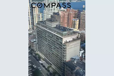 315 W 70th Street #2D, New York City, NY 10023 - Photo 10