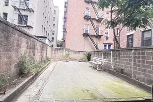 453 W 148th St, New York, NY 10031 - Photo 12