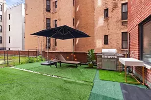 201 E 25th St, New York City, NY 10010 - Photo 8