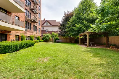 515 E 7th Street #W6, New York City, NY 11218 - Photo 14