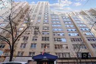 370 E 76th St, New York City, NY 10021 - Photo 10