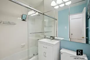 370 E 76th St, New York City, NY 10021 - Photo 4