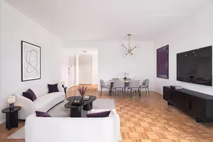 704 Washington St, New York City, NY 10014 - Photo 2