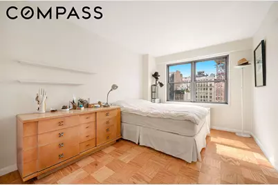 10 W 15th Street #1415, New York, NY 10011 - Photo 8
