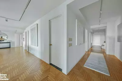 106 Central Park S #11A, New York, NY 10019 - Photo 20