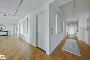 106 Central Park S, New York, NY 10019 - Photo 20