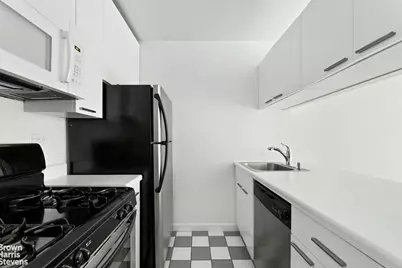 500 W 43rd Street #9J, New York, NY 10036 - Photo 4