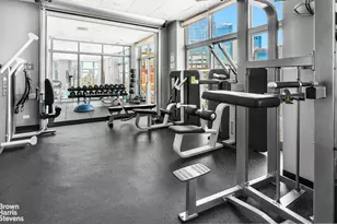 500 W 43rd St, New York, NY 10036 - Photo 12