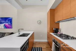 140 W 22nd St, New York City, NY 10011 - Photo 2