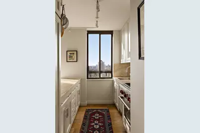 171 E 84th Street #33E, New York, NY 10028 - Photo 8