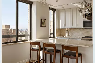 171 E 84th Street #33E, New York, NY 10028 - Photo 6