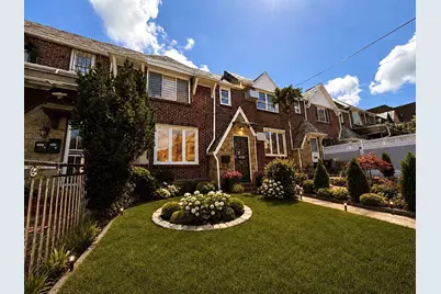 143-14 85th Drive, New York City, NY 11435 - Photo 2