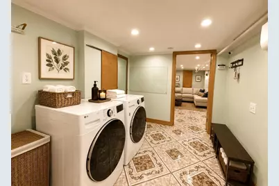 143-14 85th Drive, Briarwood, NY 11435 - Photo 10