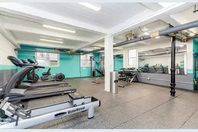 143 Bennett Avenue #4J, New York City, NY 10040 - Photo 4