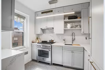 250 Cabrini Boulevard #7F, New York, NY 10033 - Photo 6