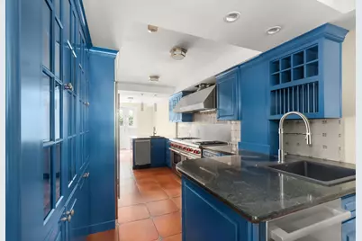 217 E 61st Street, New York City, NY 10065 - Photo 6