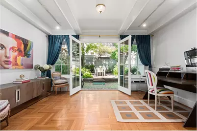 217 E 61st Street, New York City, NY 10065 - Photo 12