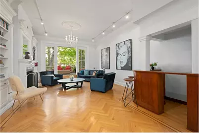 217 E 61st Street, New York City, NY 10065 - Photo 2
