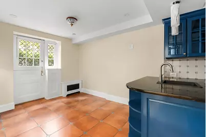 217 E 61st Street, New York City, NY 10065 - Photo 8
